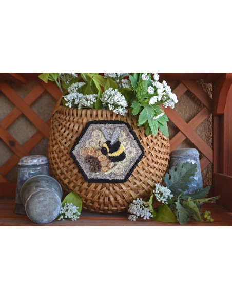 Punch Needle & Primitive Stitcher  Fall 2019