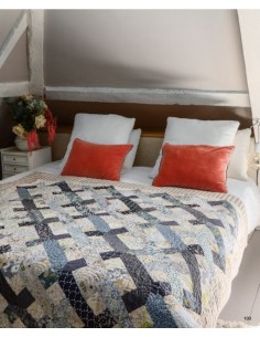 SIMPLY NEUTRAL, A NARRATIVE OF QUILTS – DI GREIG -Quiltmania 2