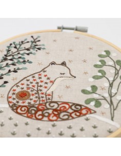 Les animaux de la fôret - Divers modèles - Un chat dans...