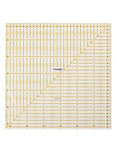 Règle Patchwork carrée 31,50 cm 2