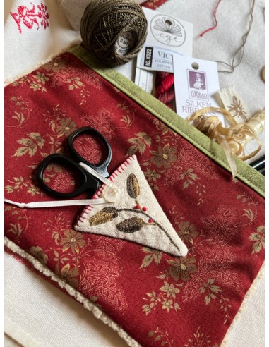 My little project nest -  by Kathy Schmitz