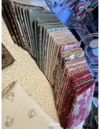 Jingle Bell Fat Quarters by Edyta Sitar